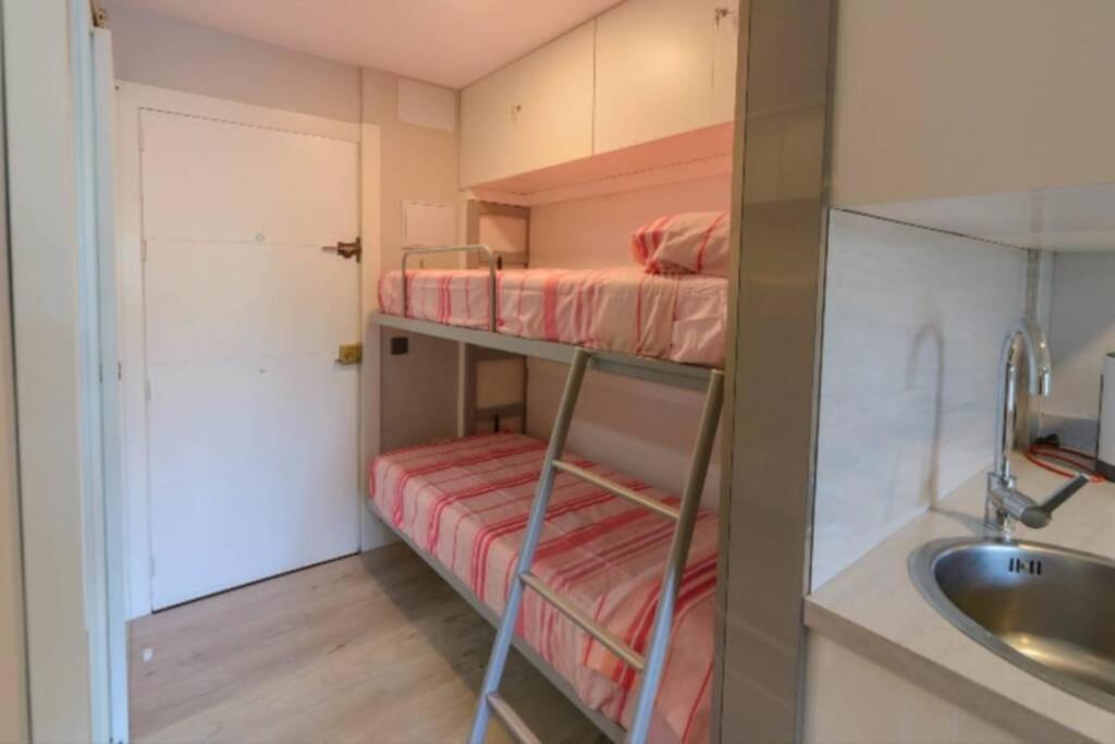 Apartamento 215. Primera Linea De Playa. Benalmádena Extérieur photo